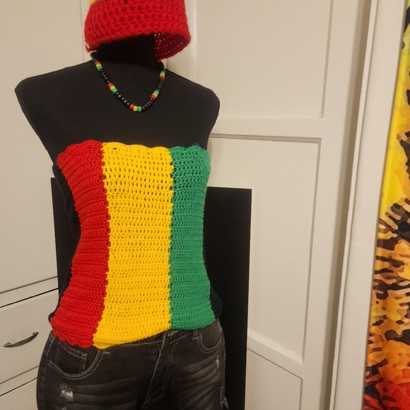 Women's top and hat combo - Picture 5 of 13